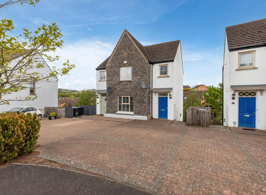 27 Coopers Mill Avenue, Dundonald, Belfast, BT16 1WR