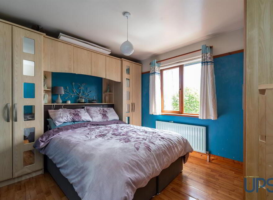 4 Meadowhill Grange, Glen Road, Belfast, BT11 8QS