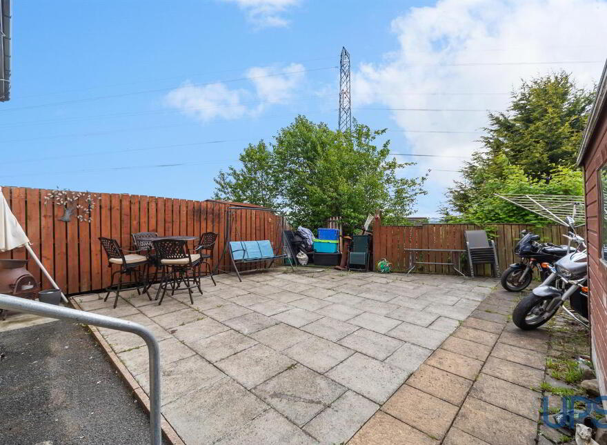 4 Meadowhill Grange, Glen Road, Belfast, BT11 8QS