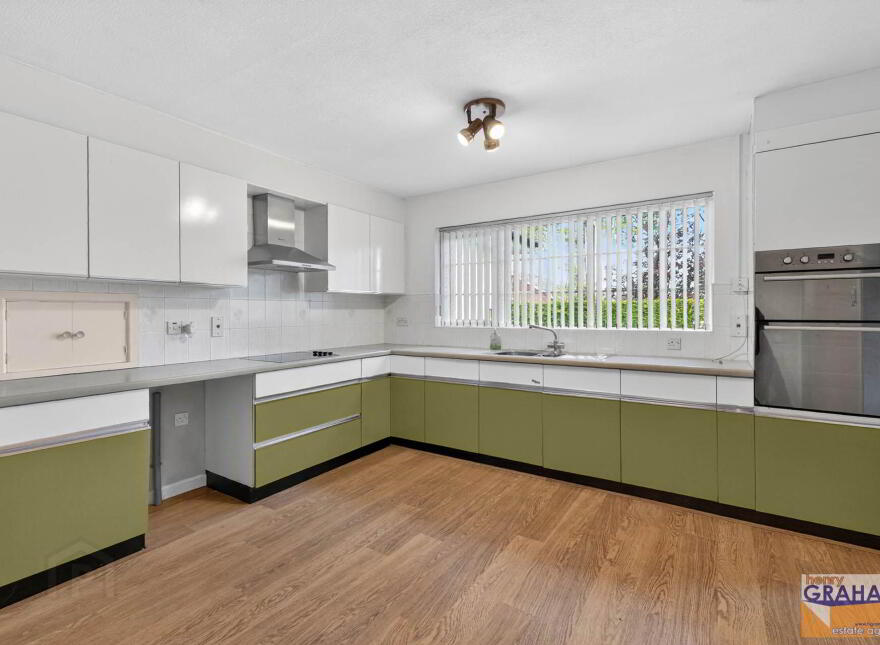 1 Meadowvale, Hillsborough Old Road, Lisburn, BT27 5RX