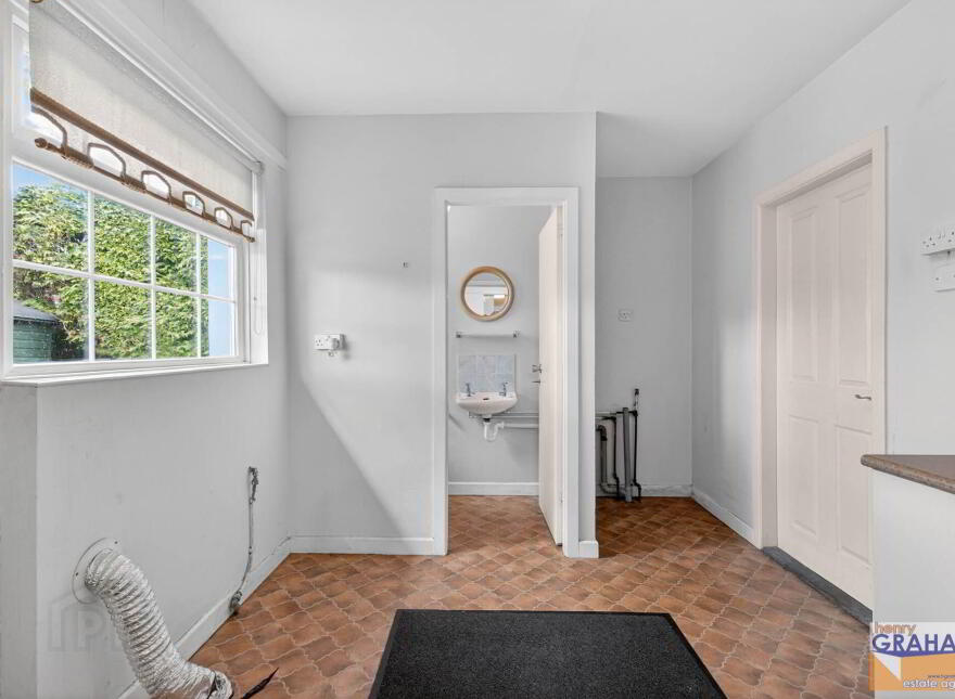 1 Meadowvale, Hillsborough Old Road, Lisburn, BT27 5RX
