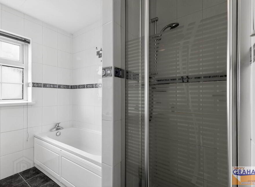 1 Meadowvale, Hillsborough Old Road, Lisburn, BT27 5RX