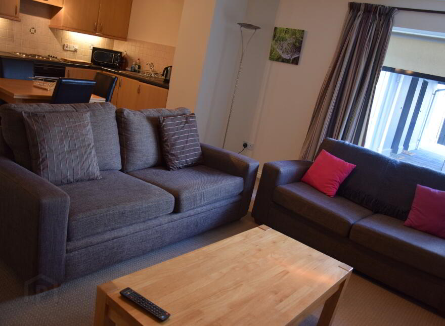 32 Old Castle Court, Portrush, BT55 7PT