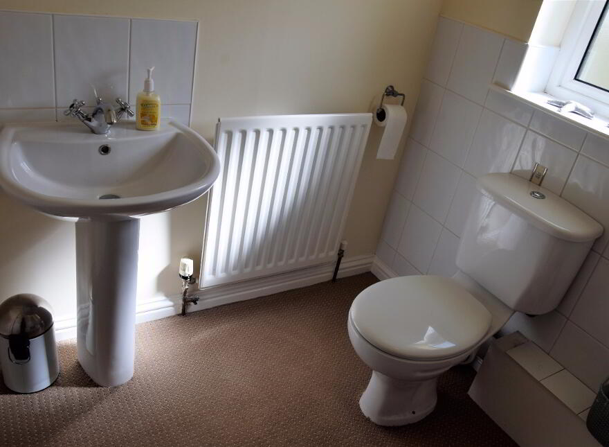 32 Old Castle Court, Portrush, BT55 7PT