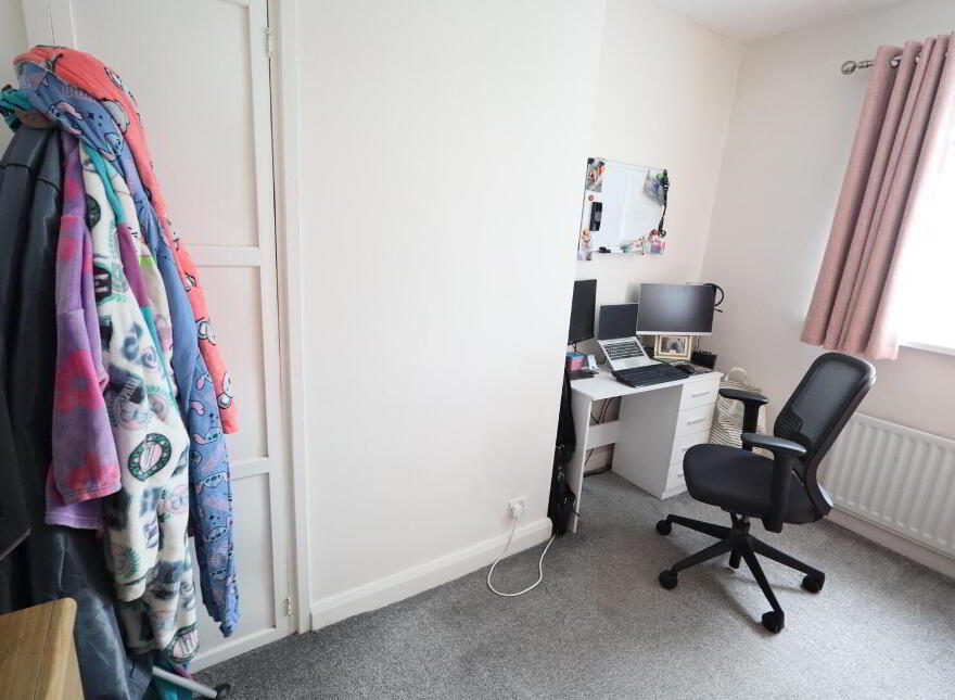11 Abbots Road, Newtownabbey, BT37 9RB