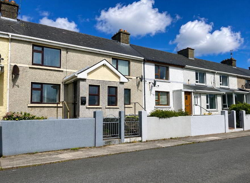 4 Knocknamona Terrace, Letterkenny, F92W9AW