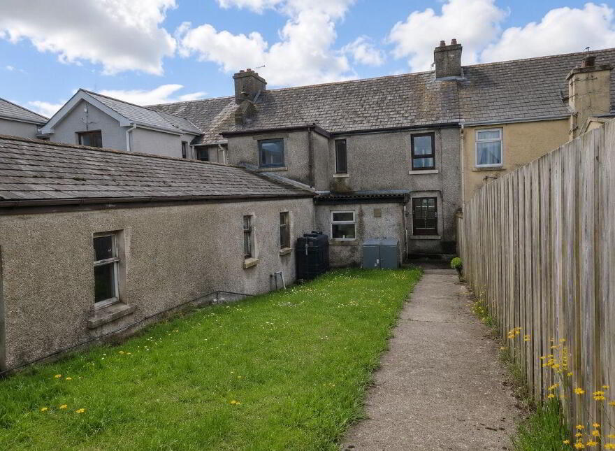 4 Knocknamona Terrace, Letterkenny, F92W9AW