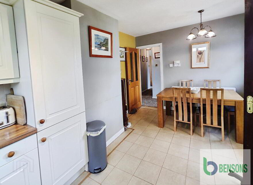 3 Bayhead Park, Portballintrae, Bushmills, BT57 8YR