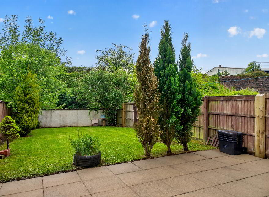 8 Phoenix Fields, Ballymena, BT42 2BF