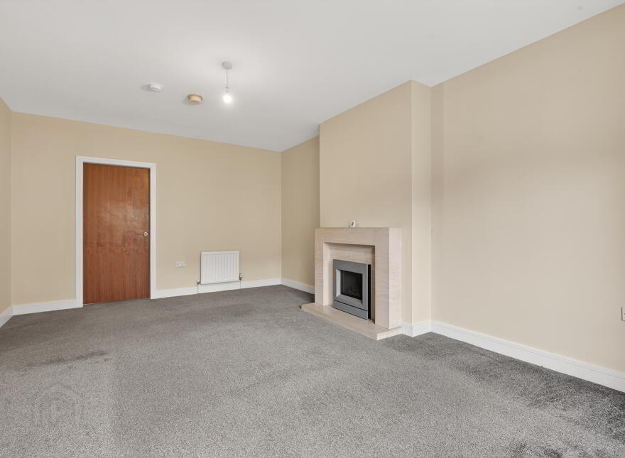 8 Phoenix Fields, Ballymena, BT42 2BF