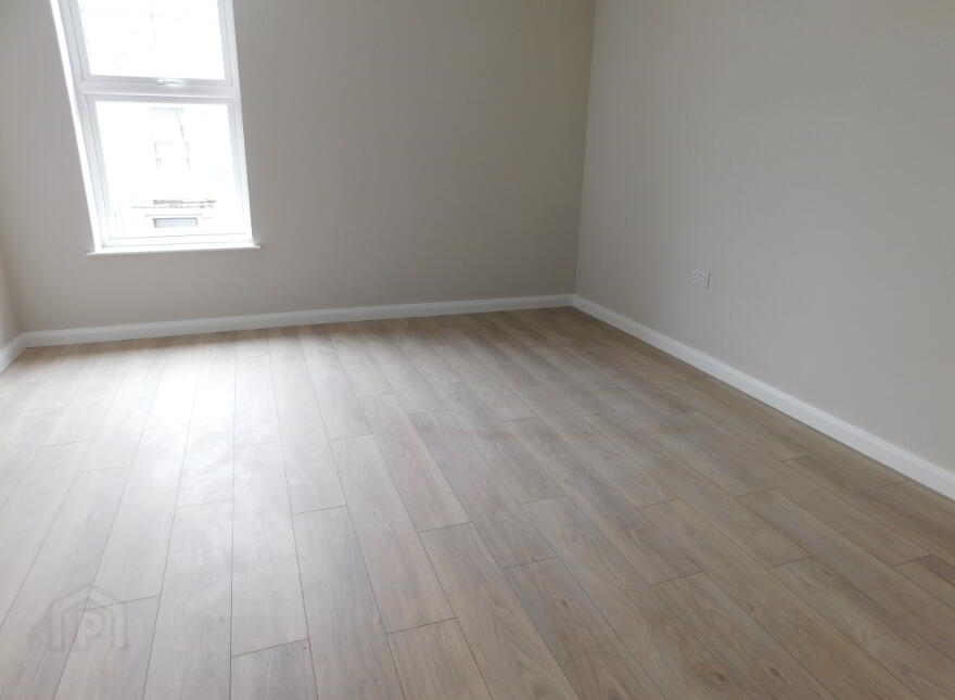Apt 5 13a Dublin Road, Omagh, BT78 1ES