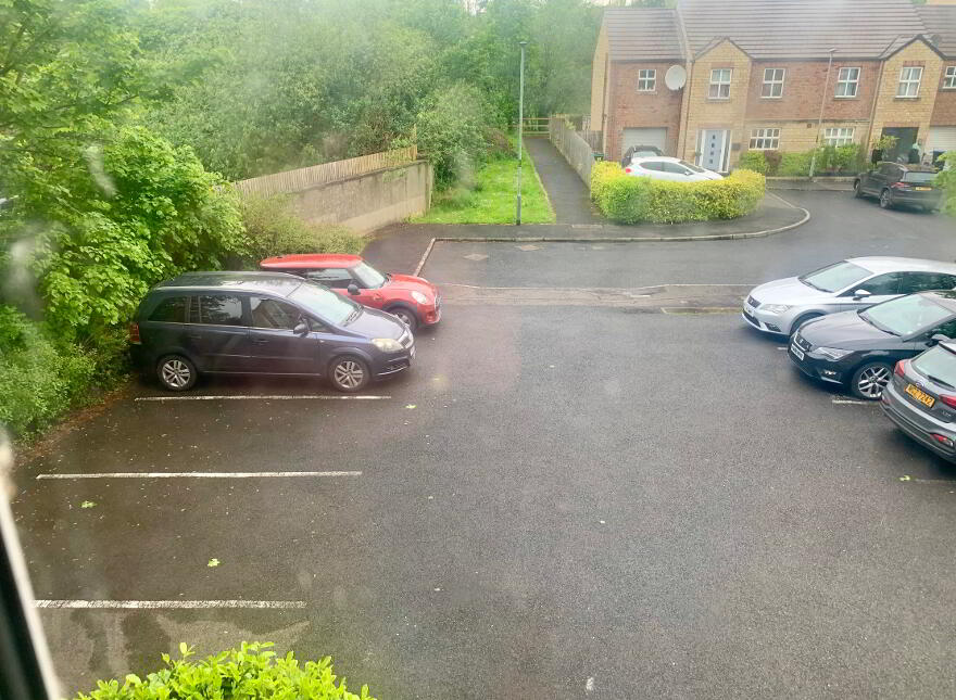 81 Alexandra Park, Antrim, BT41 4RD