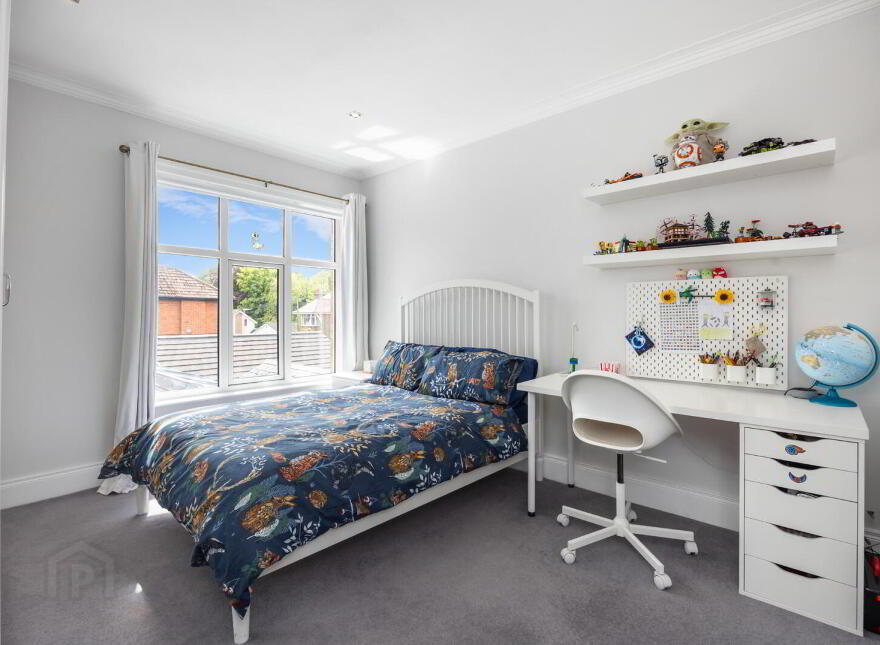 14 Kings Park, Belfast, BT5 6PT