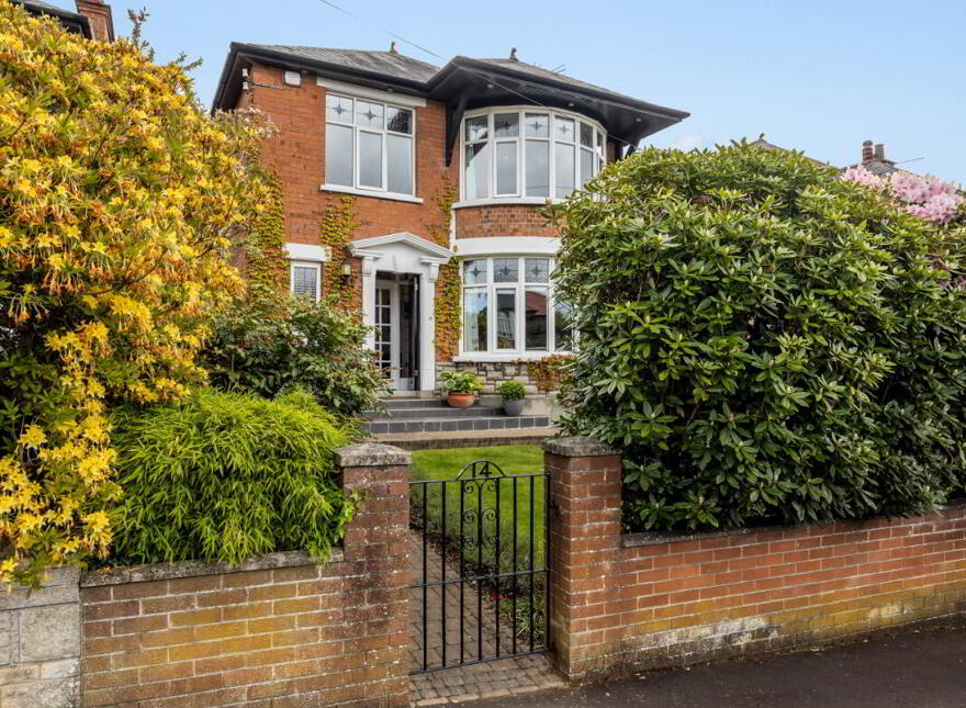 14 Kings Park, Belfast, BT5 6PT