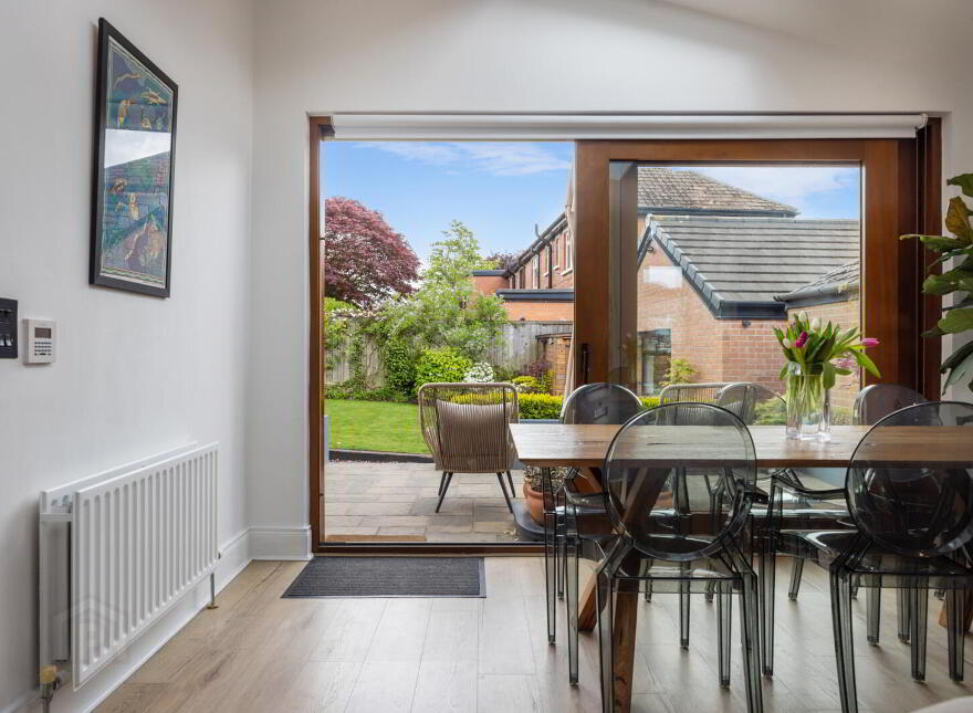 14 Kings Park, Belfast, BT5 6PT