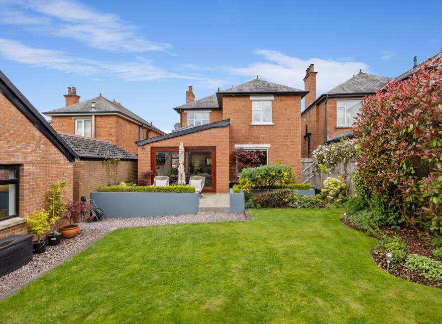 14 Kings Park, Belfast, BT5 6PT