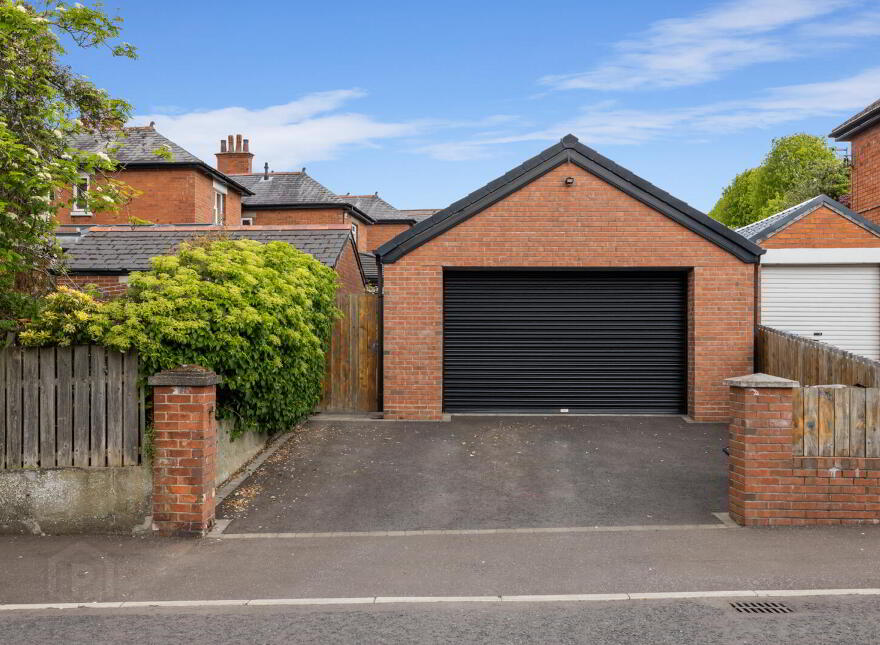 14 Kings Park, Belfast, BT5 6PT