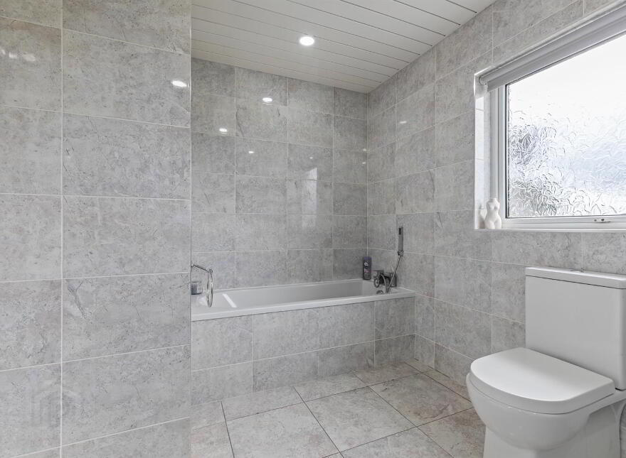 160 Whitechurch Road, Ballywalter, Newtownards, BT22 2JZ