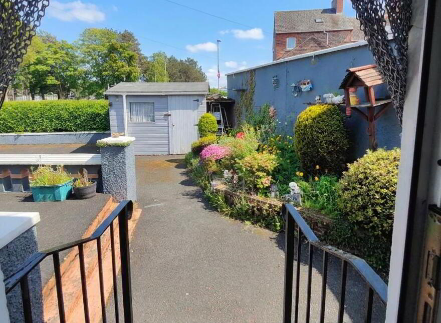 121 Twaddell Avenue, Belfast, BT13 3LG