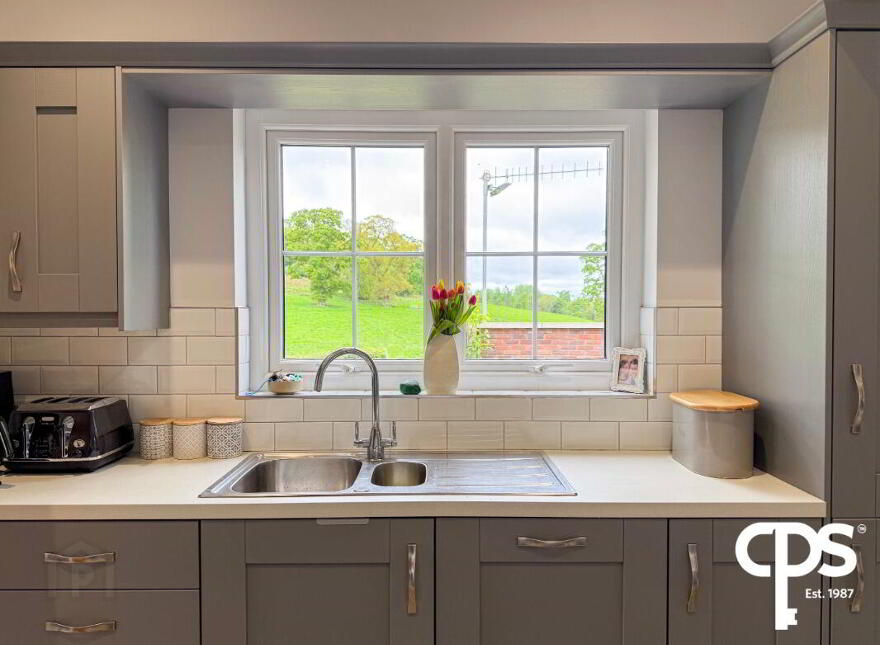 37 Dartan Hall Place, Tynan, Armagh, BT60 4QH