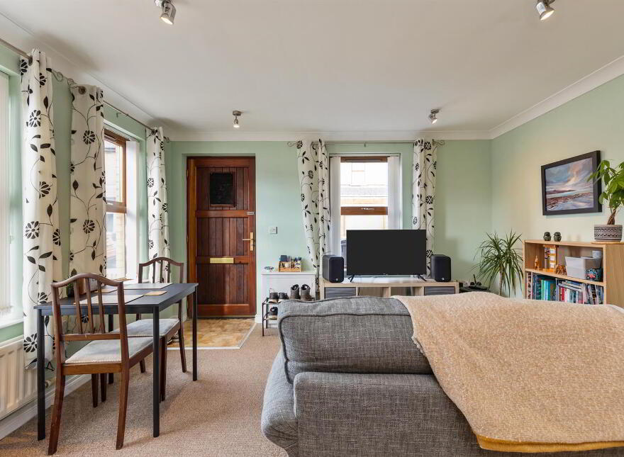 14 Devon Parade, Belfast, BT4 1LT