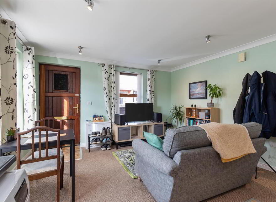 14 Devon Parade, Belfast, BT4 1LT