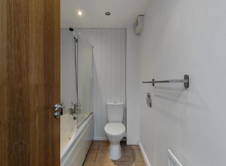 14 Devon Parade, Belfast, BT4 1LT