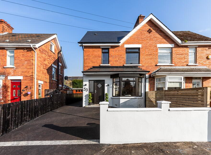 53 Irwin Drive, Belfast, BT4 3AR photo 2