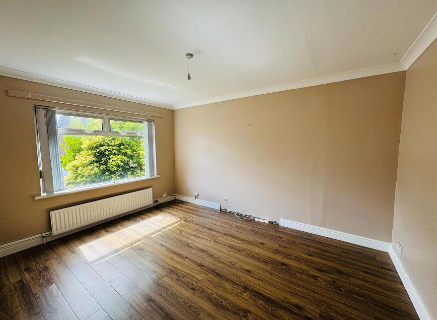 14 Lisnarea Avenue, Derry, BT48 7SS