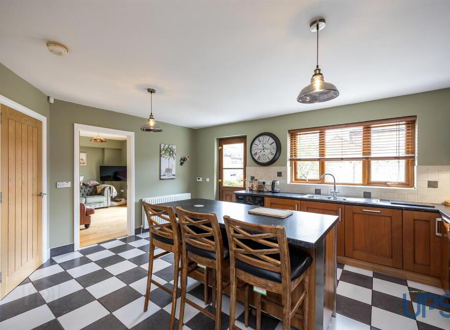 18b Glen Road, Glenavy, BT29 4LT