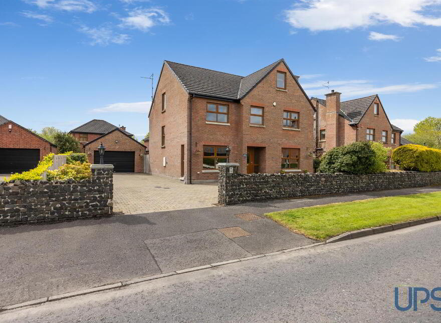 18b Glen Road, Glenavy, BT29 4LT