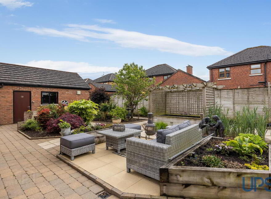 18b Glen Road, Glenavy, BT29 4LT