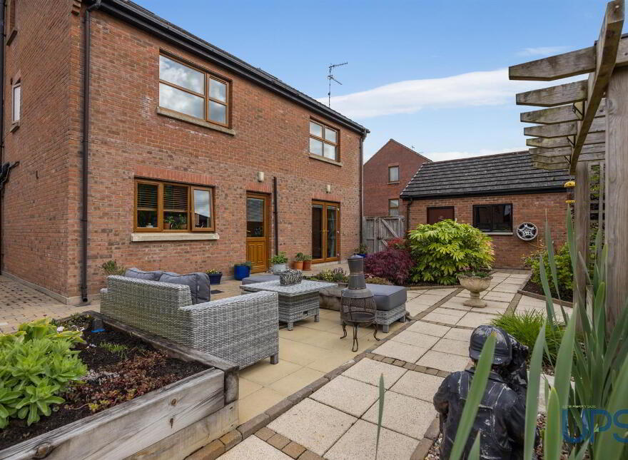 18b Glen Road, Glenavy, BT29 4LT