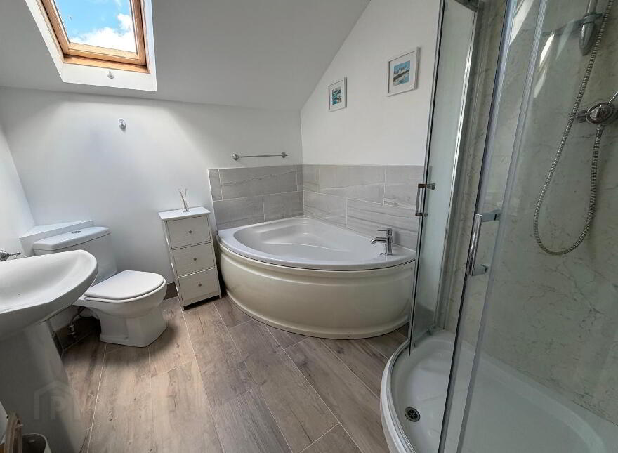 47a Primrose Crescent (Term Time Let), Portrush, BT56 8TA