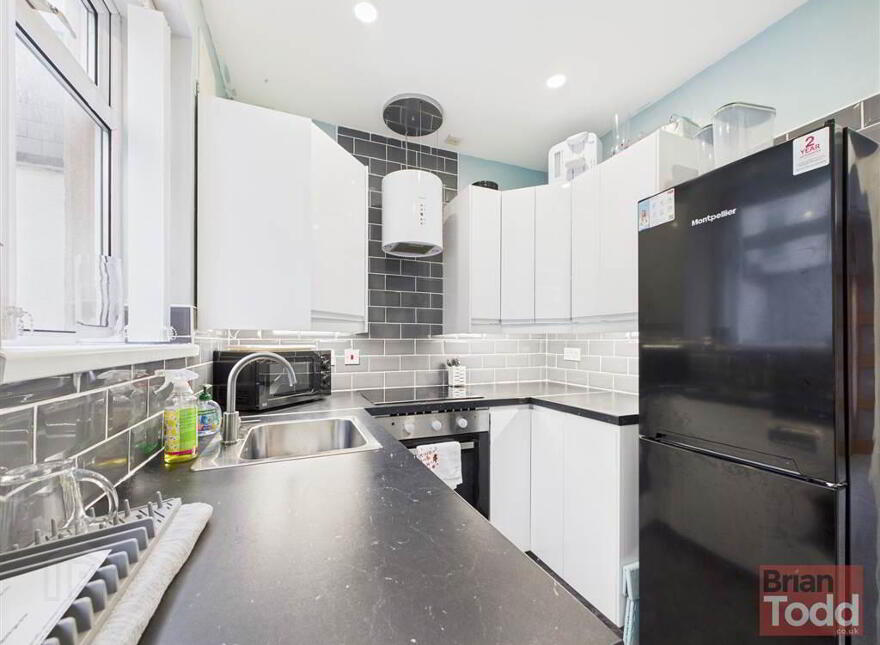 Ronald Street, Larne, BT40 1QR