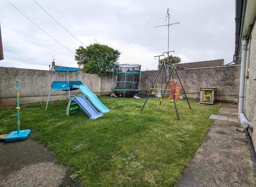 15 Carragheen Drive, Annalong, Newry, BT34 4TG