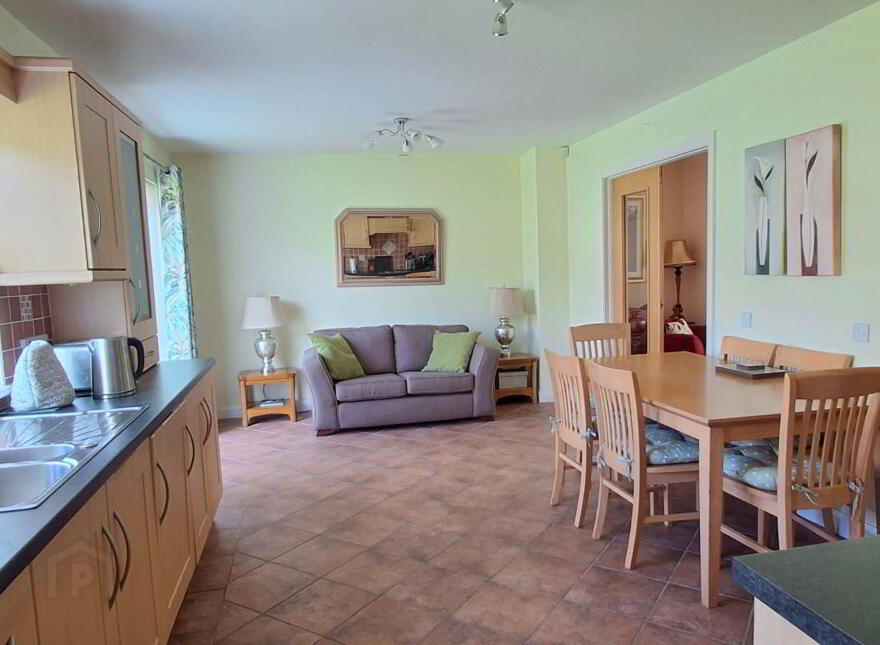 49 Cherry Avenue, Carndonagh, F93R702