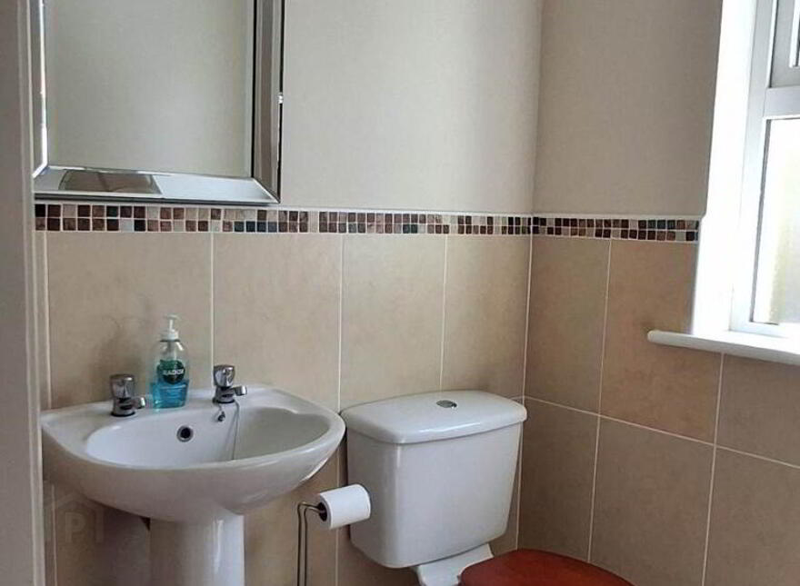 49 Cherry Avenue, Carndonagh, F93R702