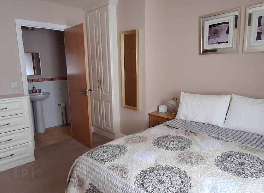 49 Cherry Avenue, Carndonagh, F93R702