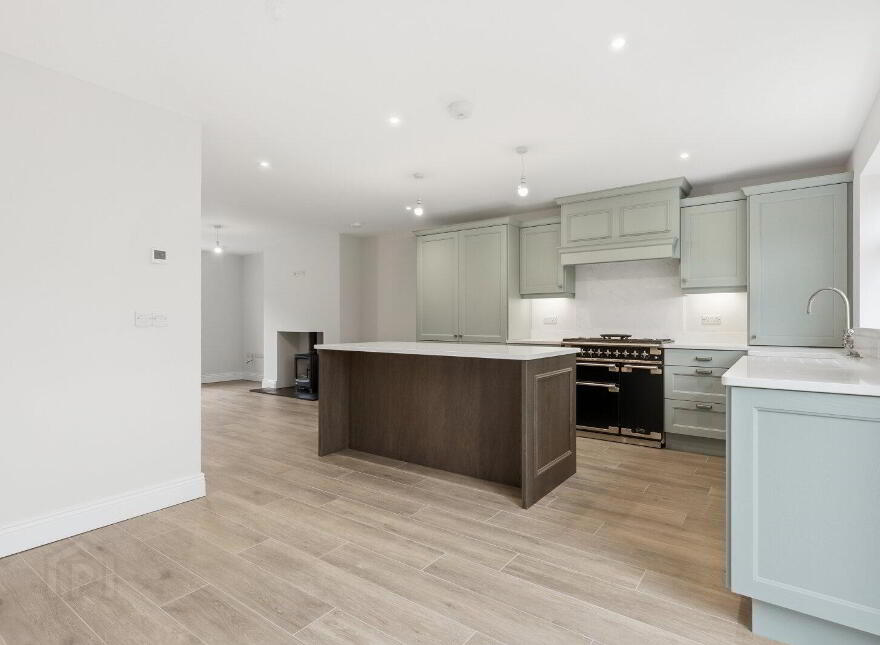 31 Charlestown Hall Lane, Lisburn, BT28 0AH