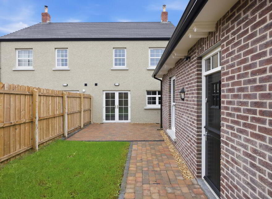 31 Charlestown Hall Lane, Lisburn, BT28 0AH