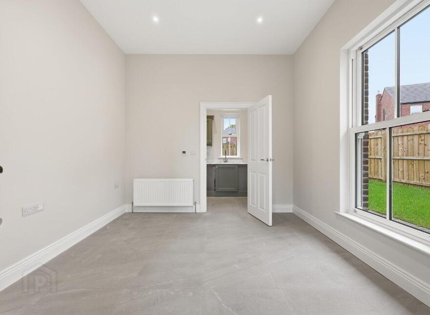 31 Charlestown Hall Lane, Lisburn, BT28 0AH
