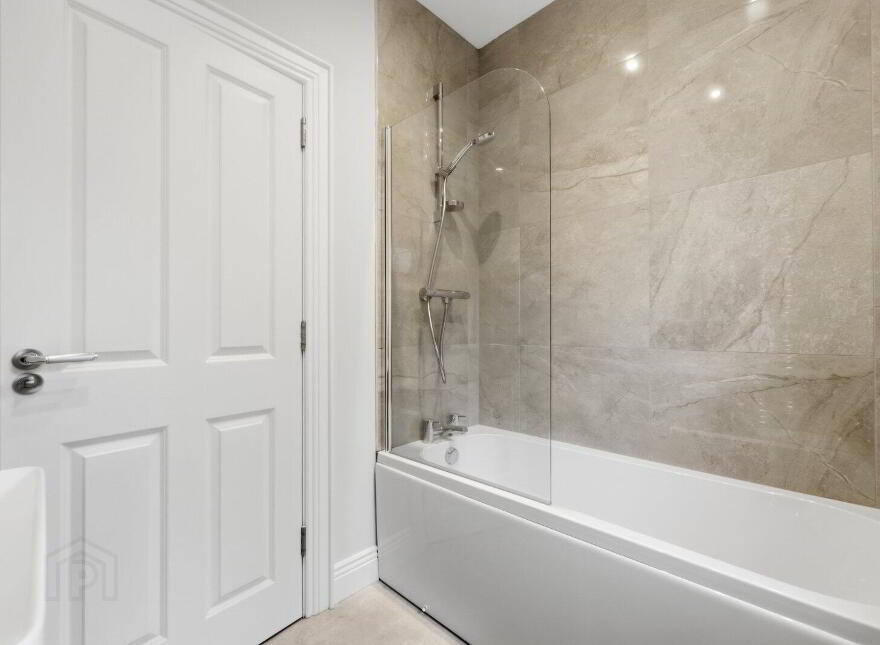 31 Charlestown Hall Lane, Lisburn, BT28 0AH