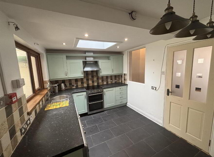 4 Artana Street, Ormeau Road, Belfast, BT7 2FF