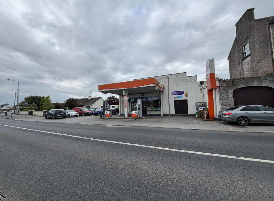 Carrolls Service Station, Castle Street, Ballyragget, R95K38K