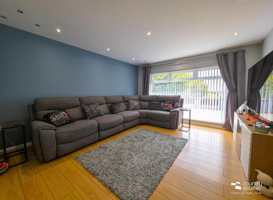 32 Marshallstown Road, Carrickfergus, BT38 9DE