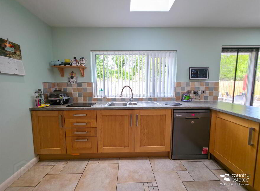 32 Marshallstown Road, Carrickfergus, BT38 9DE