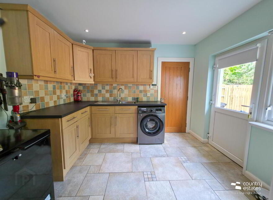 32 Marshallstown Road, Carrickfergus, BT38 9DE