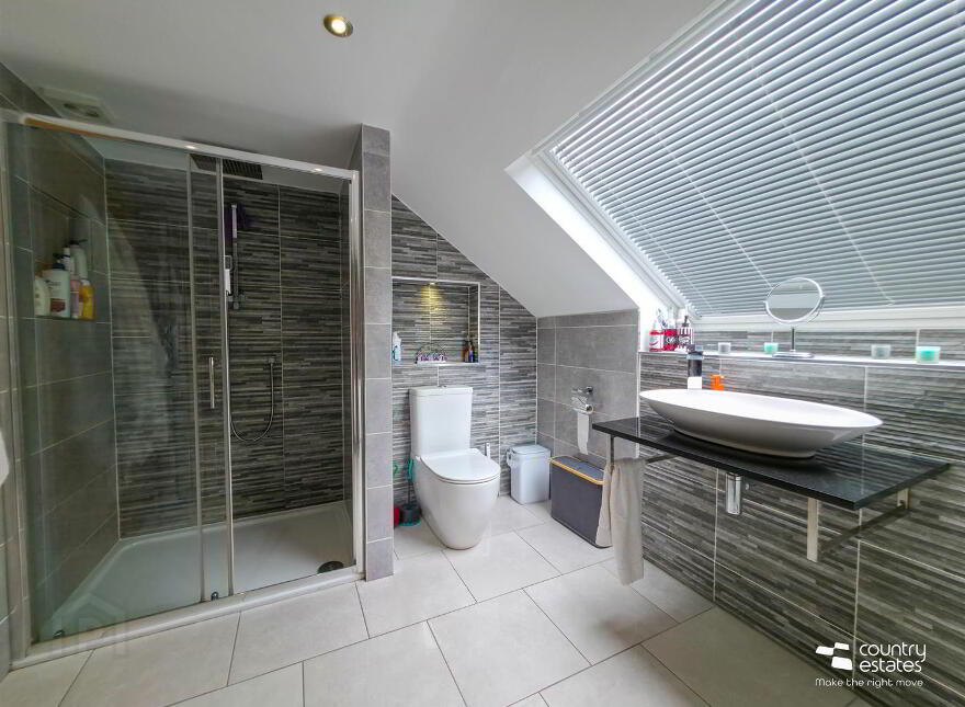 32 Marshallstown Road, Carrickfergus, BT38 9DE