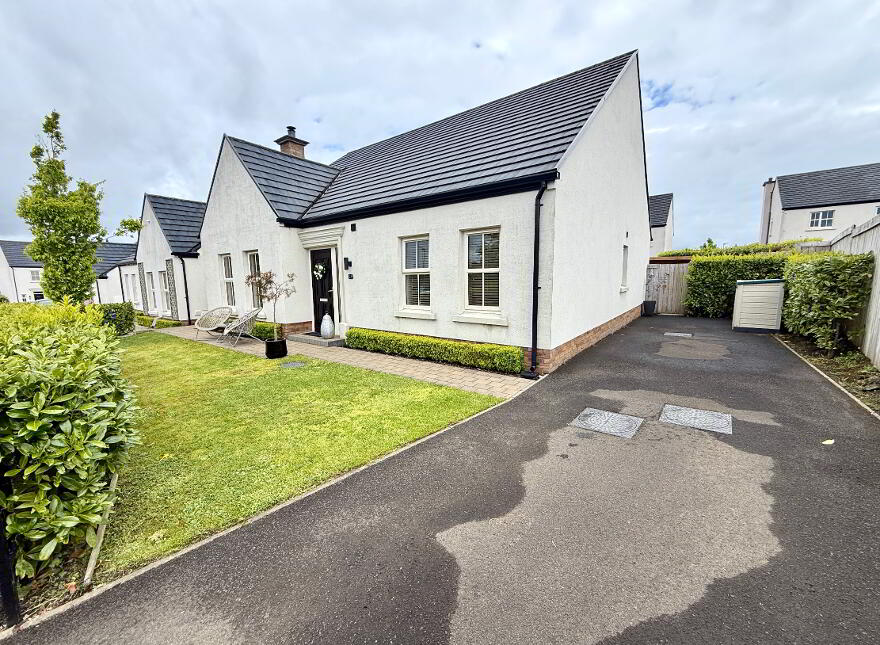 23 Oak Country Green, Waterside, L'Derry, BT47 6FU